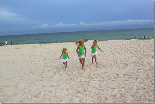 Little Girls on the Beach and Pool 35, 025 @iMGSRC.RU
